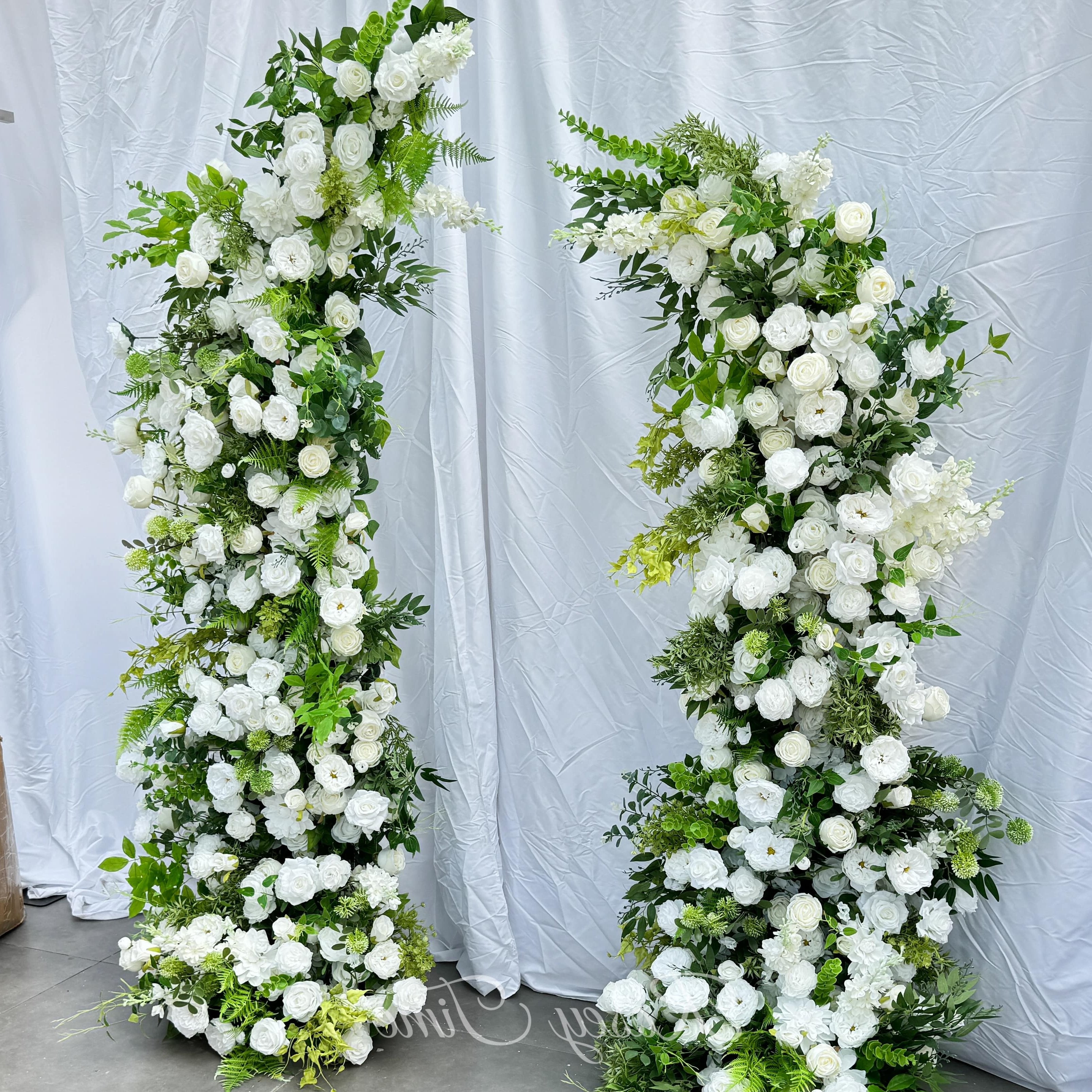 Roseytime Floral Pillars Arch Green White Flowers with Frame #RTP019