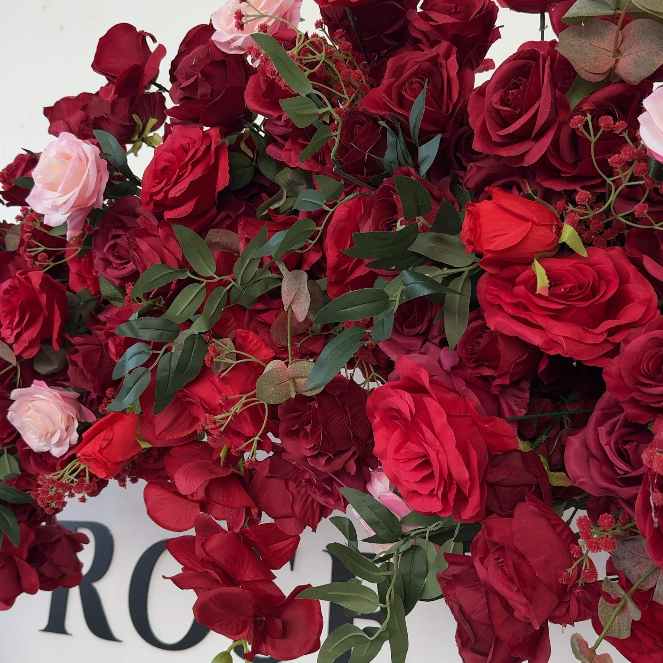 💗Sale: Red&Green Heart Flower Arches With Frame Fabric Back
