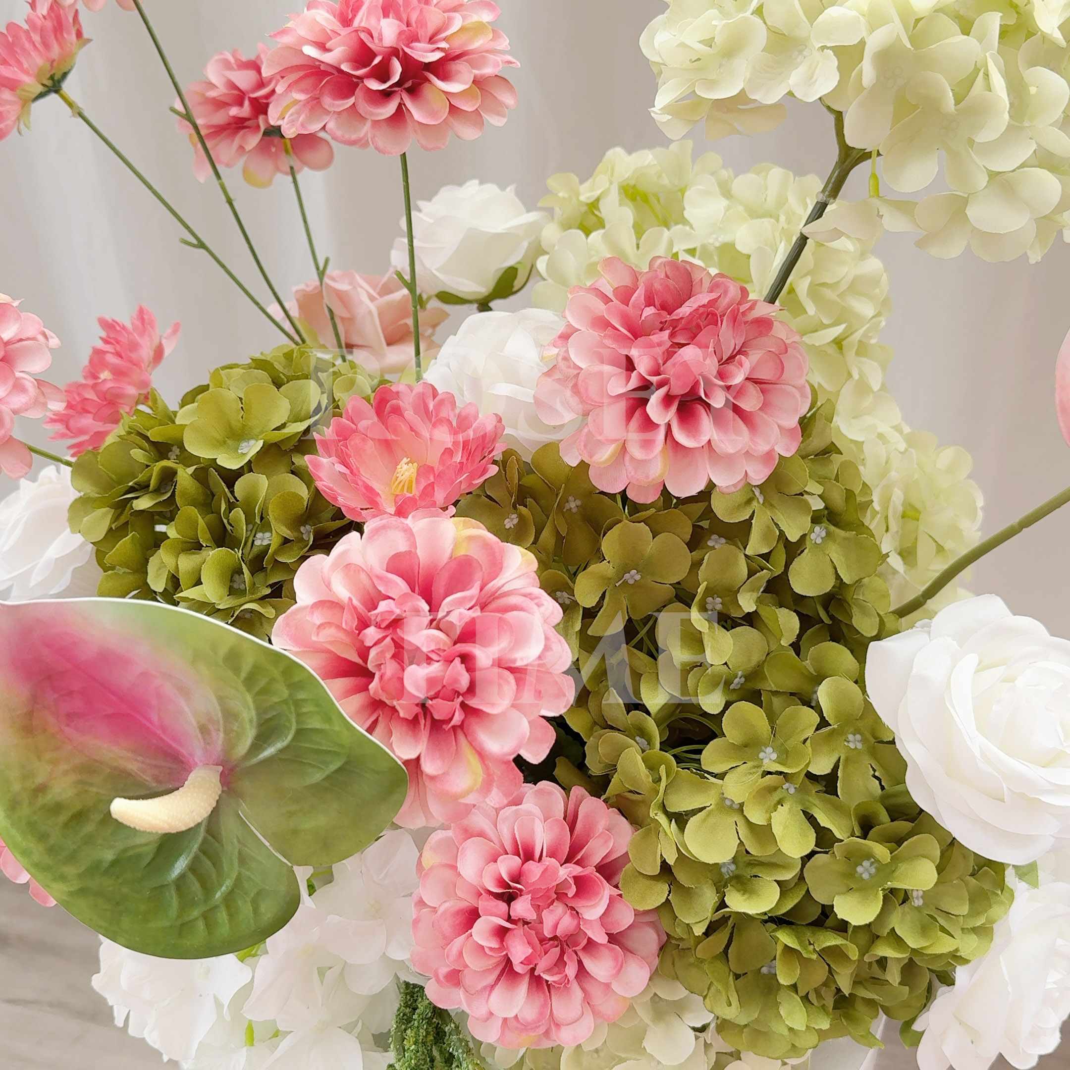 Roseytime 2026 Verdant Blush Flower Pillars Arch with Frame #RTP122