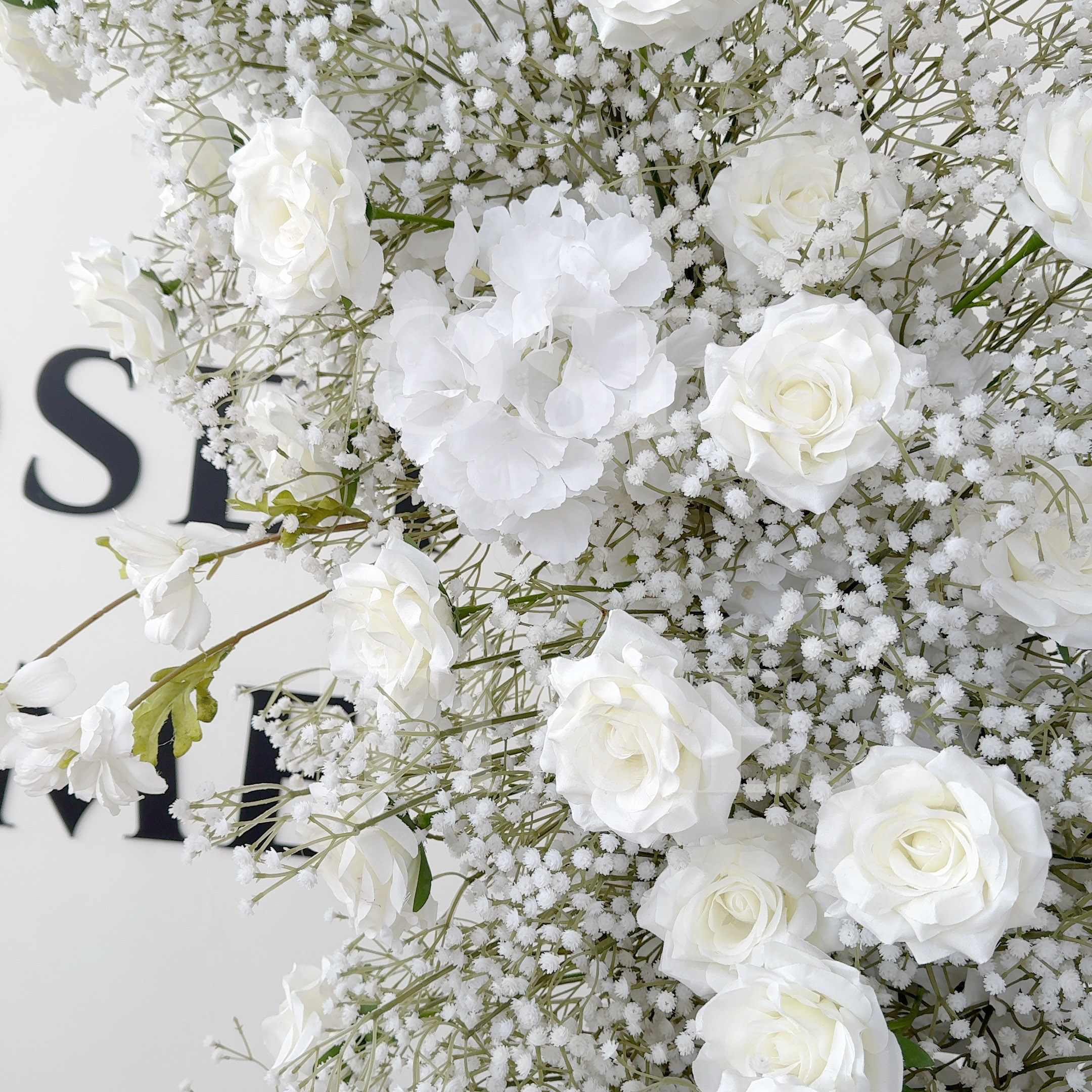 Roseytime White Roses Baby‘s Breath Flower Pillars Arch with Frame #RTP133