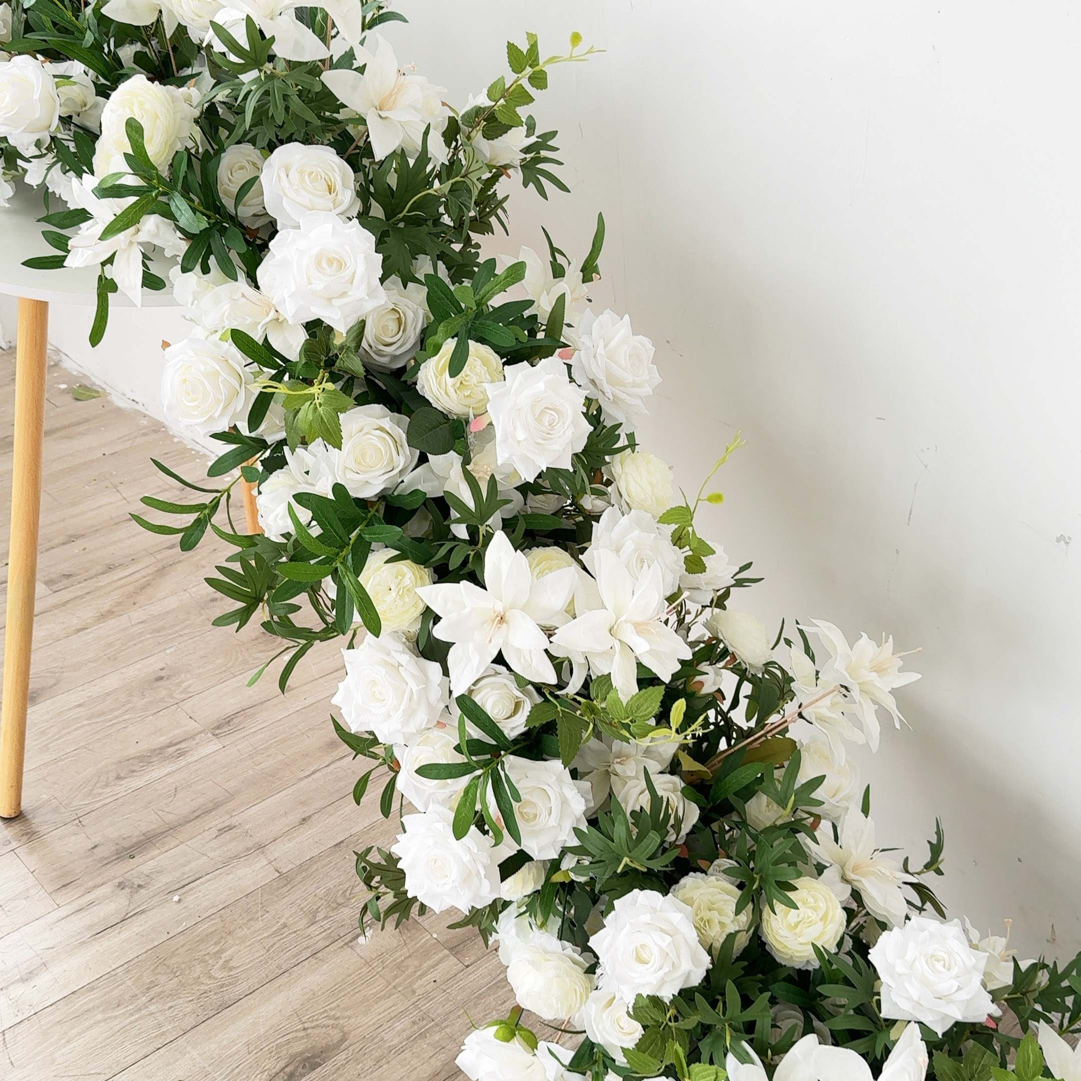 Roseytime White Green Flower Runner Table Flower Decor#RTR016