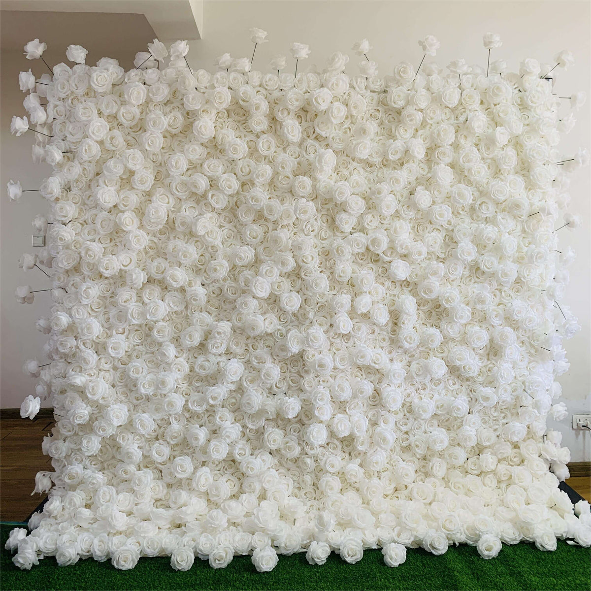 Roseytime 3D White Roses Flower Wall Roll Up Fabric Back #RTW033