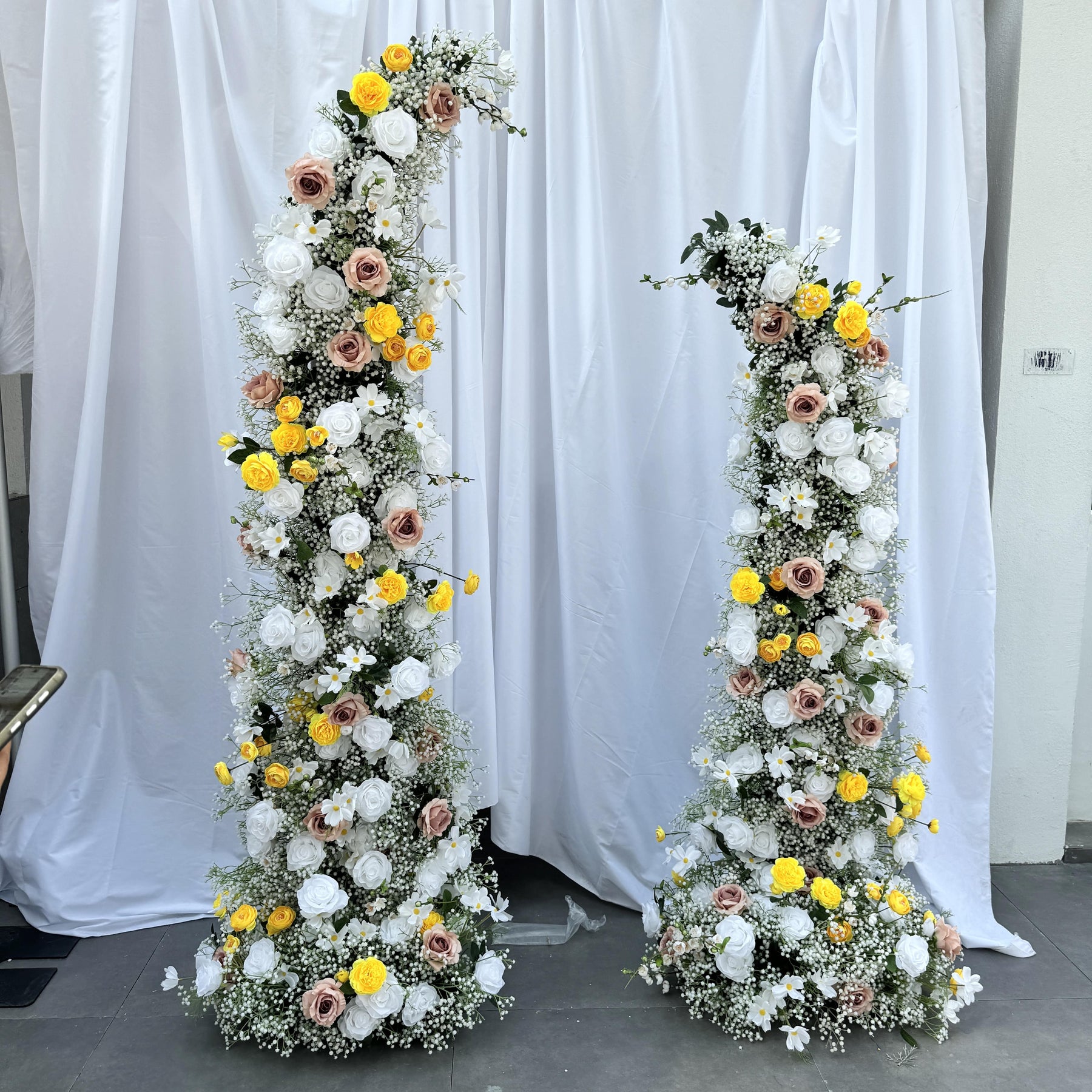 Roseytime Flower Pillars Arch Yellow Baby's Breath with Frame #RTP013