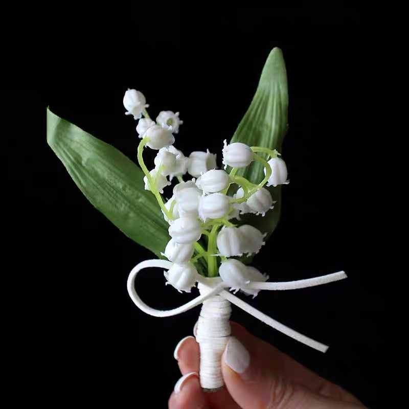 Roseytime White Bellflower Boutonniere for Wedding RTBN004