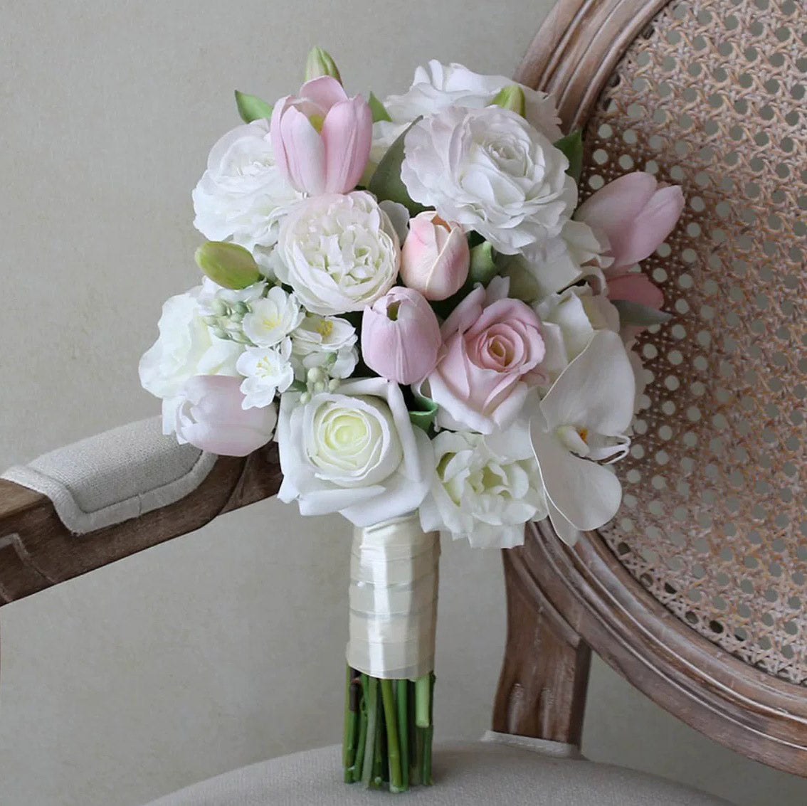 Roseytime Bride/Bridesmaid Bouquet in Light Pink Tulips Artificial Flowers