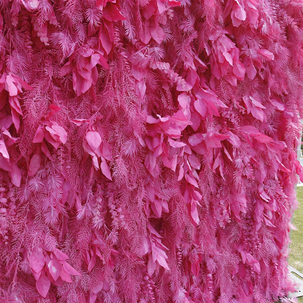 Roseytime 5D Hot Pink Pampas Wall Roll Up Fabric Back