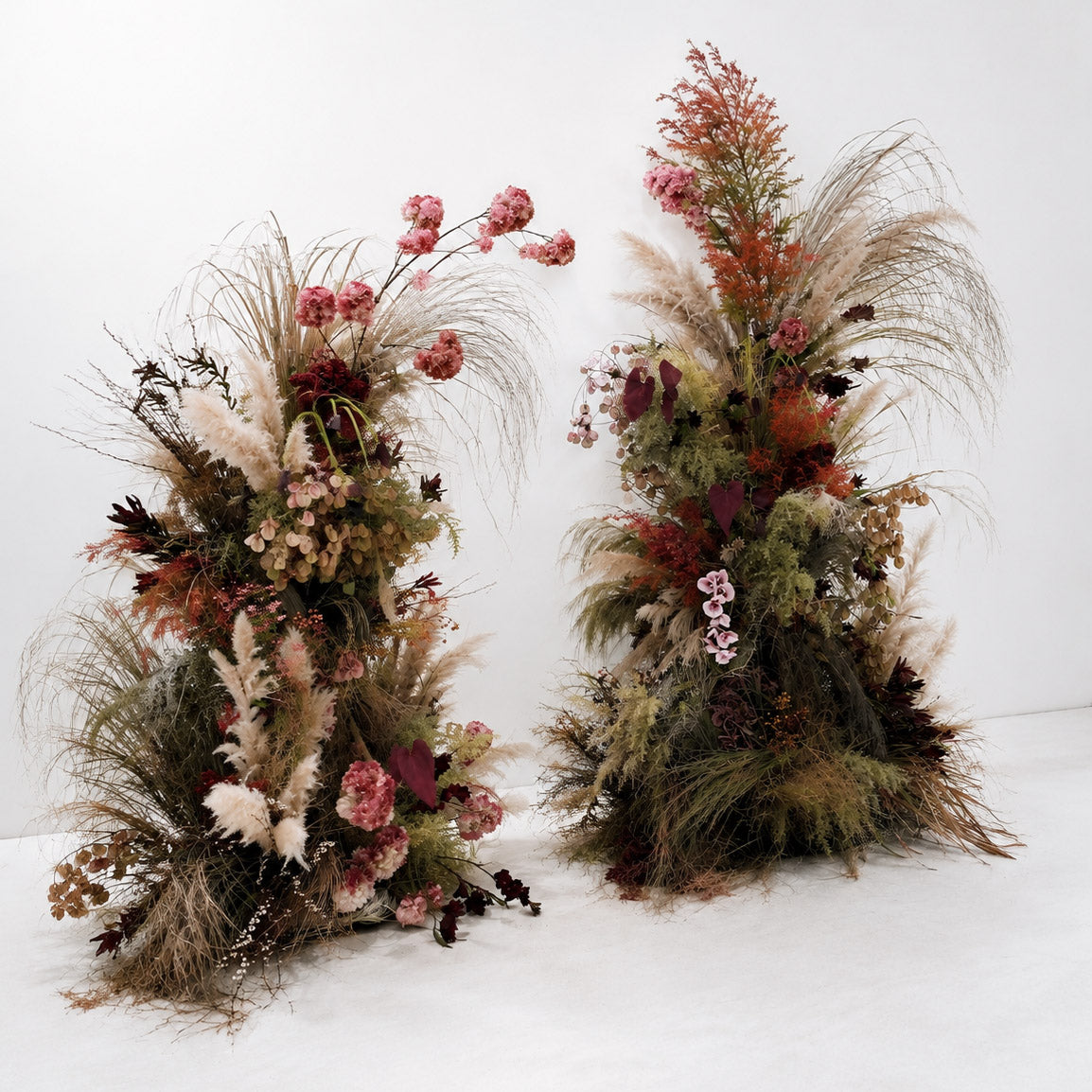 Roseytime Luxury Vivienne Flower Pillars Arch with Frame #RTP159