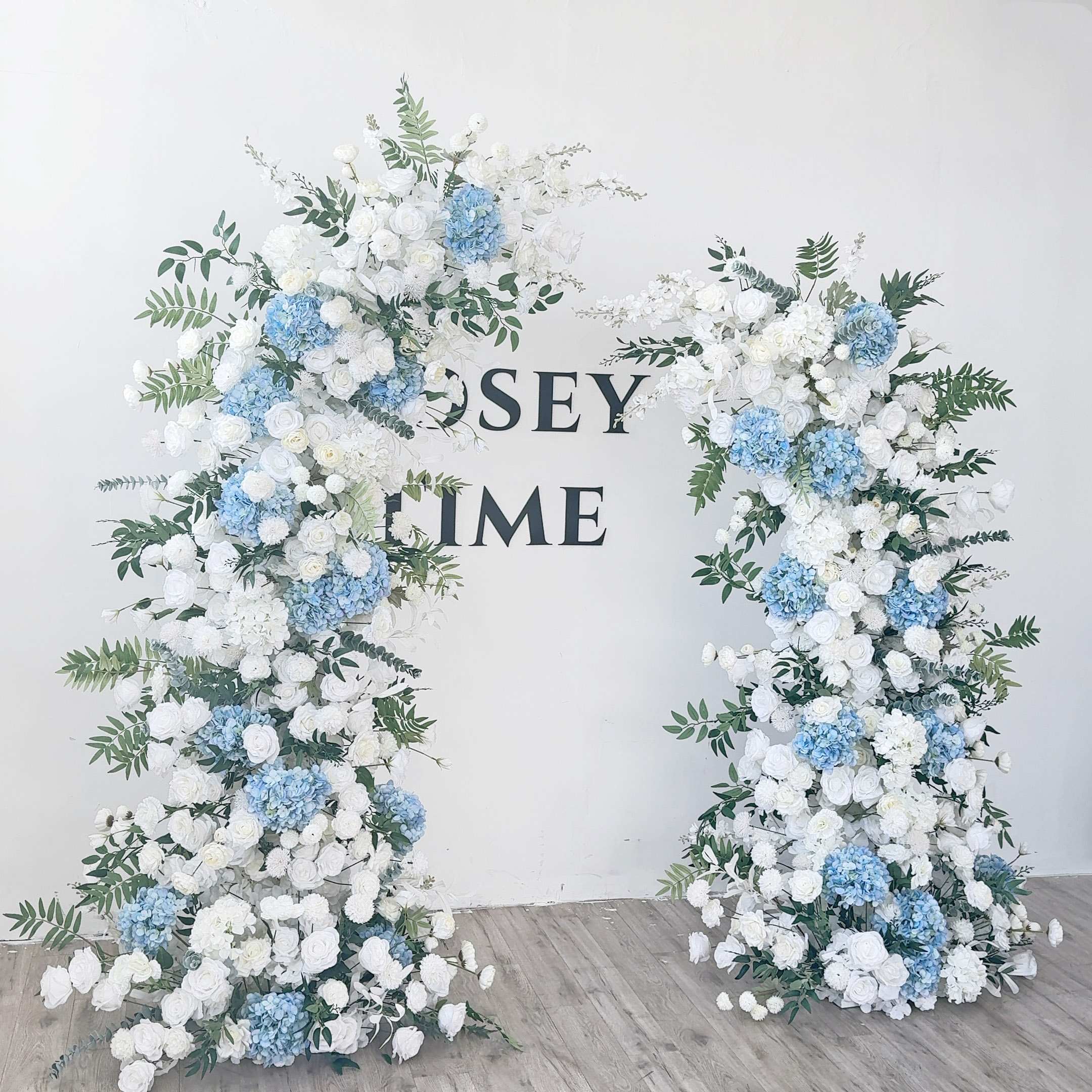 Roseytime Blue&White Flower Pillars Arch with Frame #RTP068