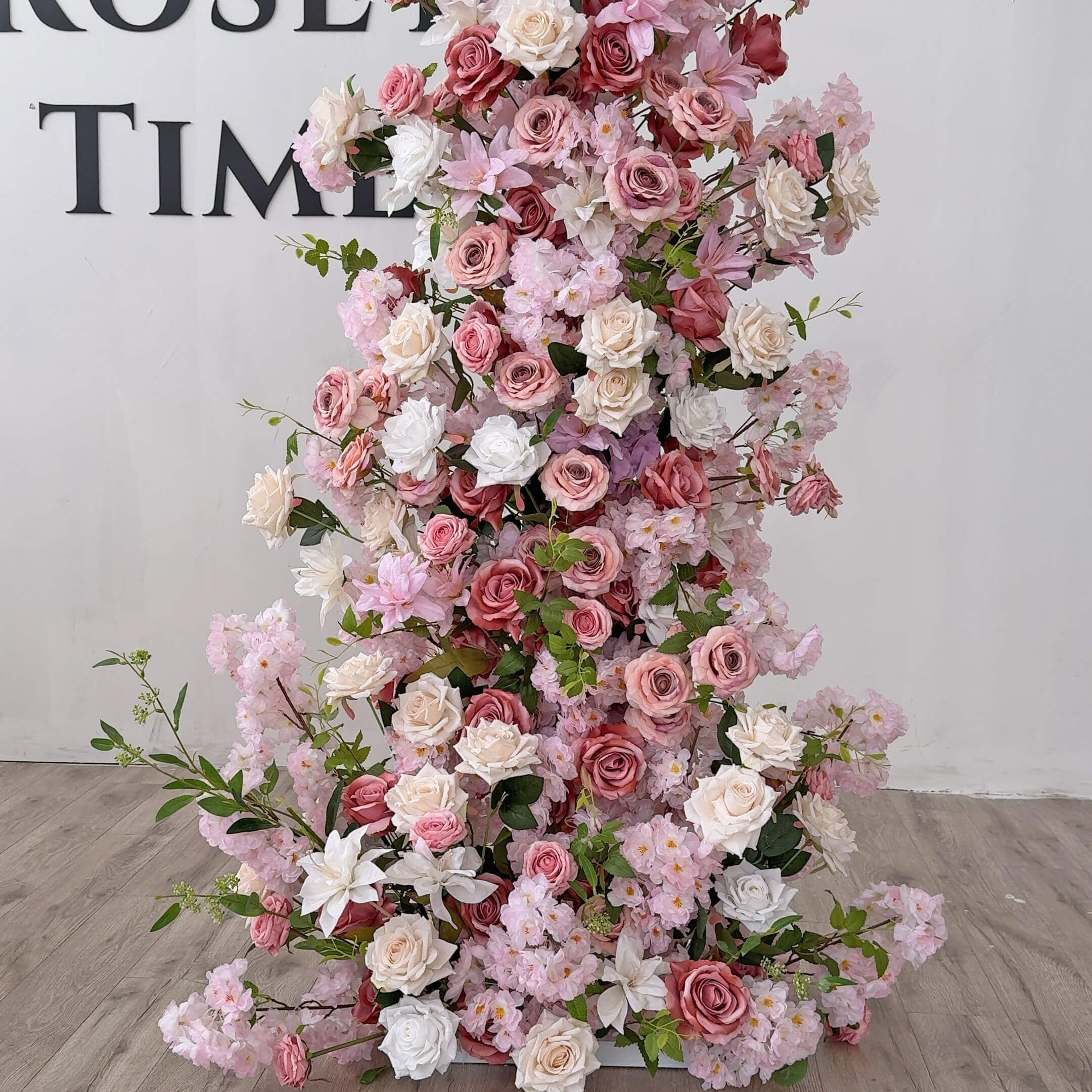 Roseytime Dusty Pink Flower Pillars Arch with Frame #RTP086