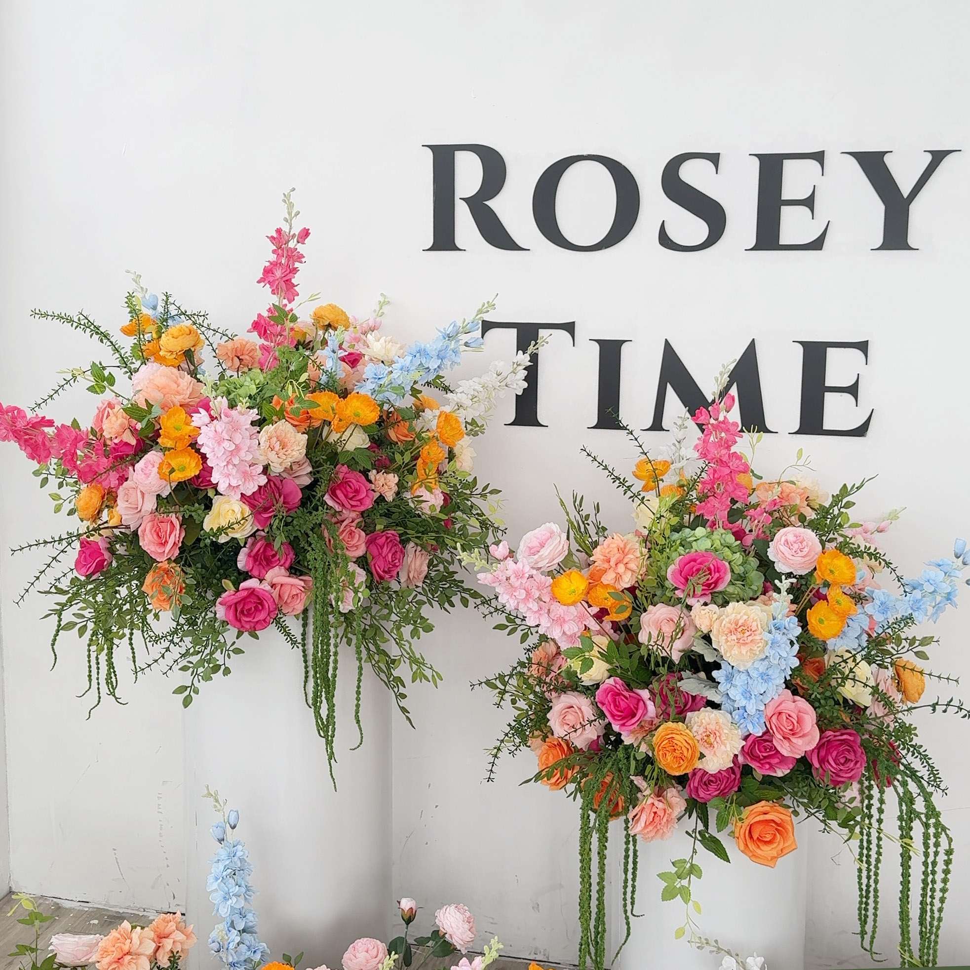 Roseytime Lush Frenzy Flower Ball #RTB111