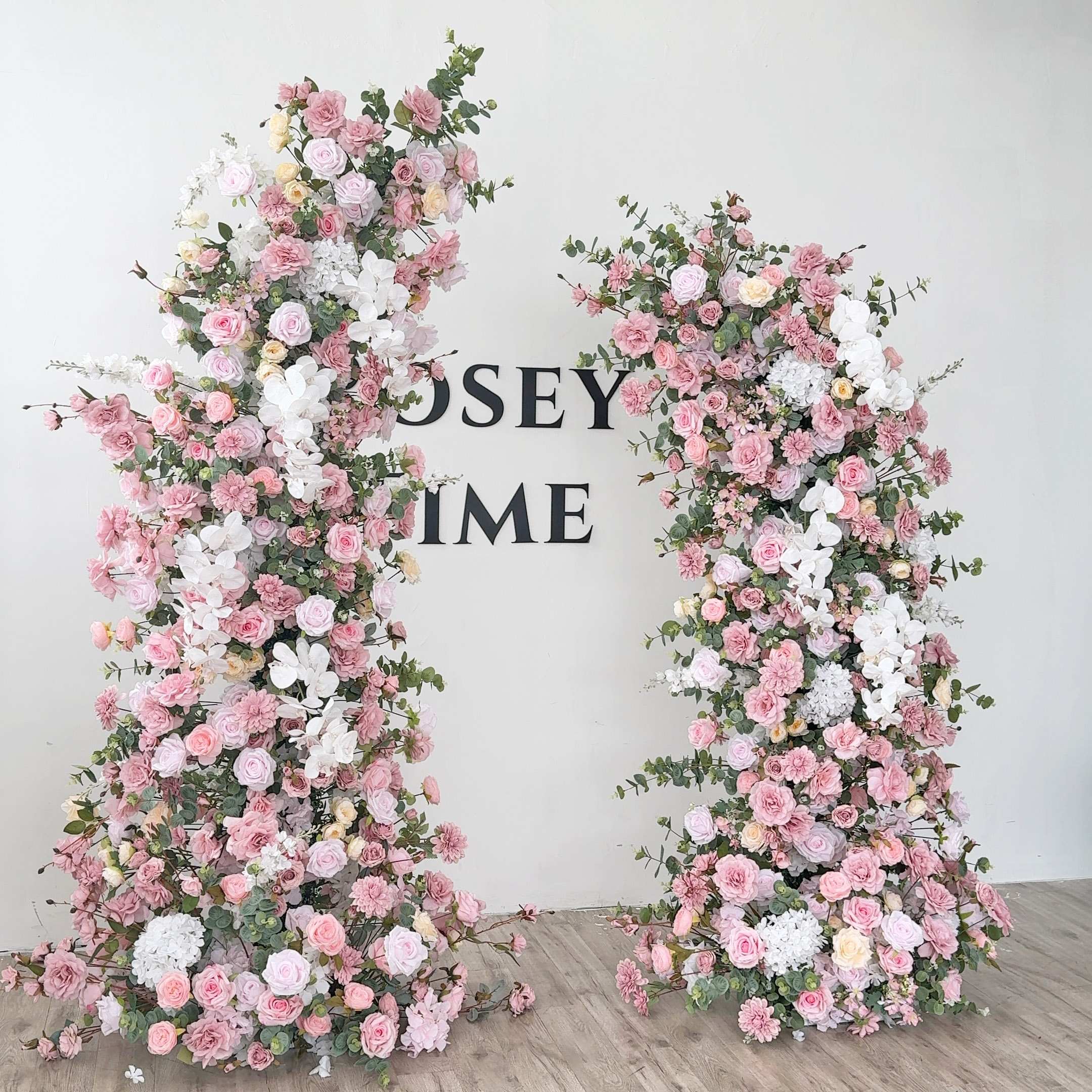 Roseytime Dusty Pink Flower Pillars Arch with Frame #RTP089