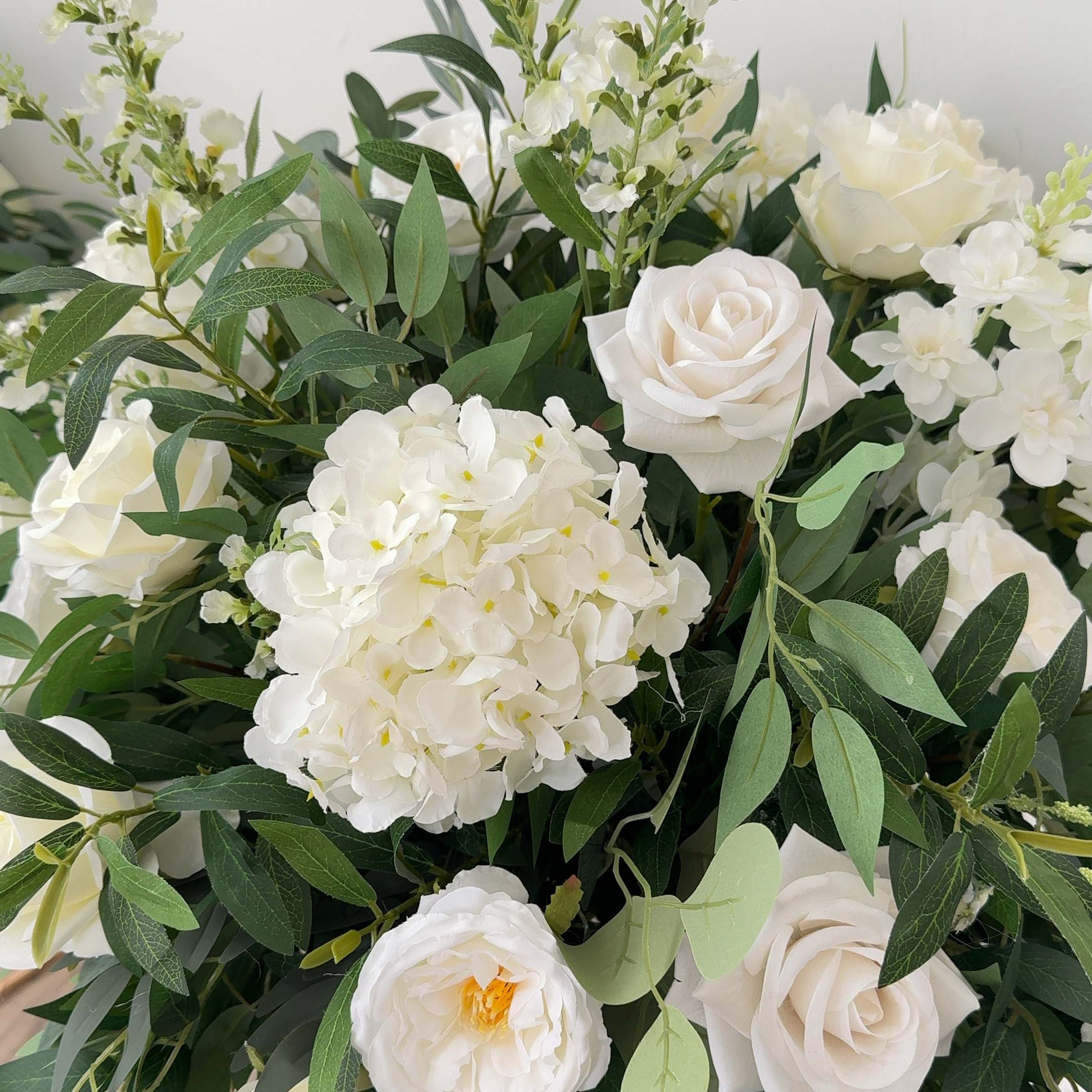 Roseytime White&Green Flower Ball #RTB099