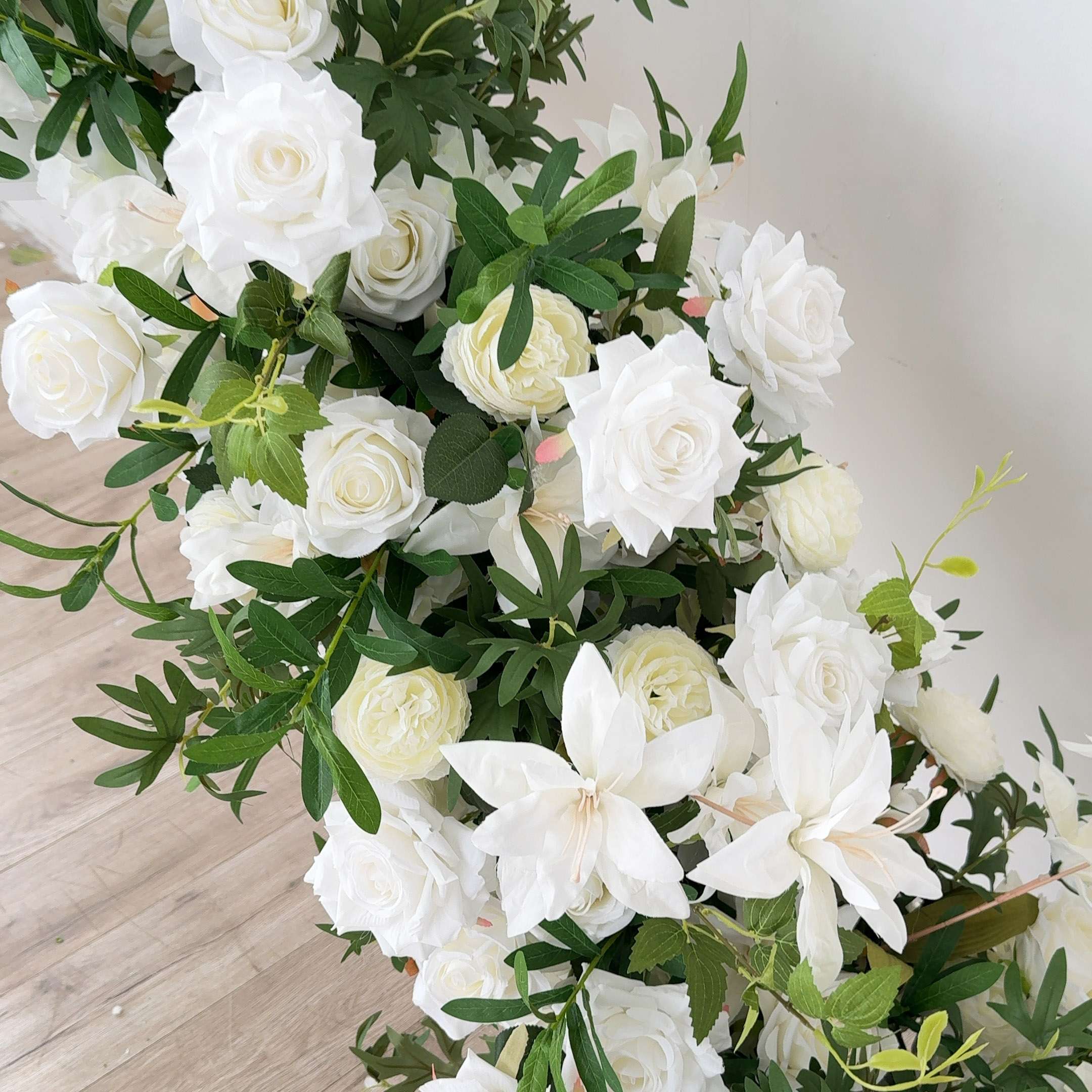 Roseytime White Green Flower Runner Table Flower Decor#RTR016