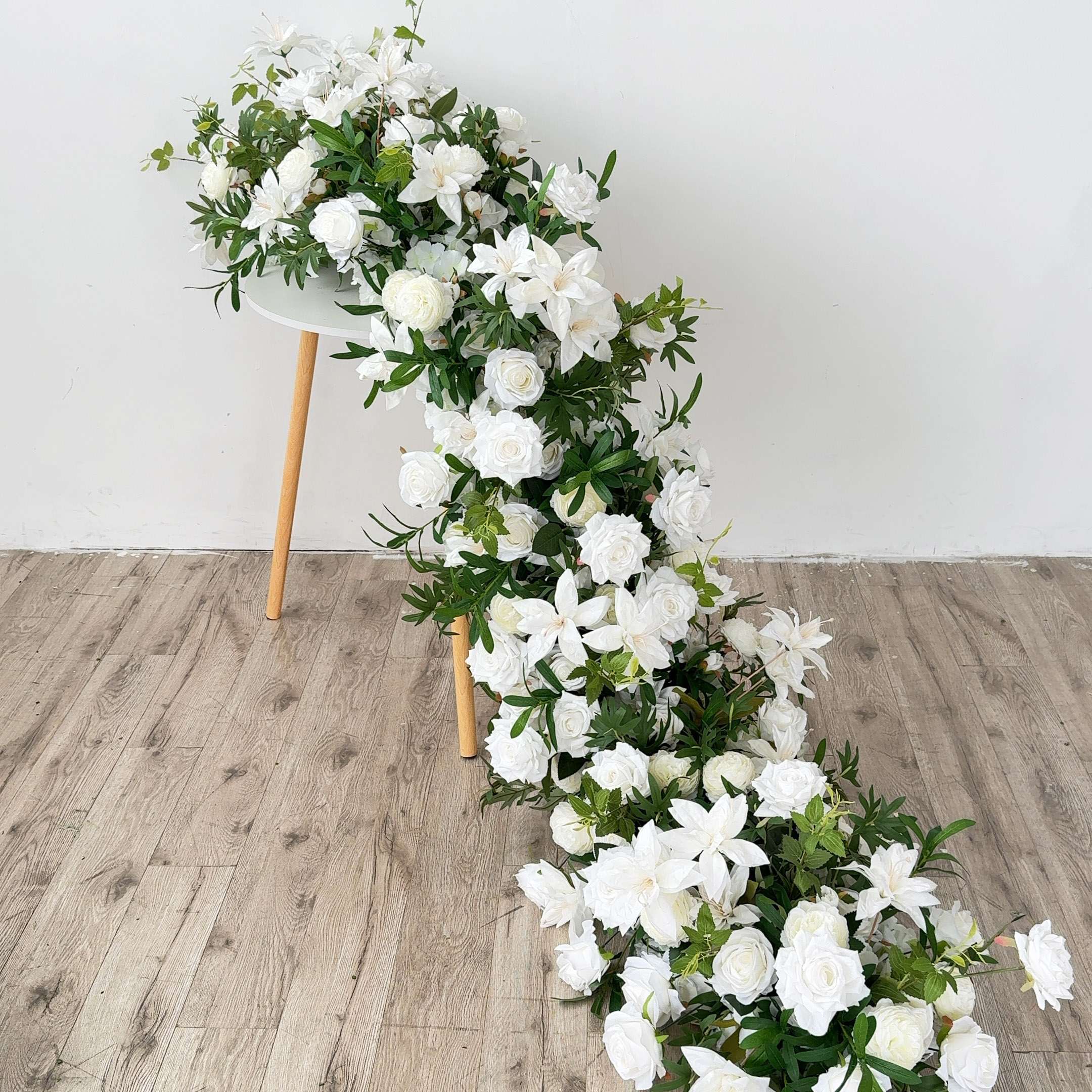Roseytime White Green Flower Runner Table Flower Decor#RTR016