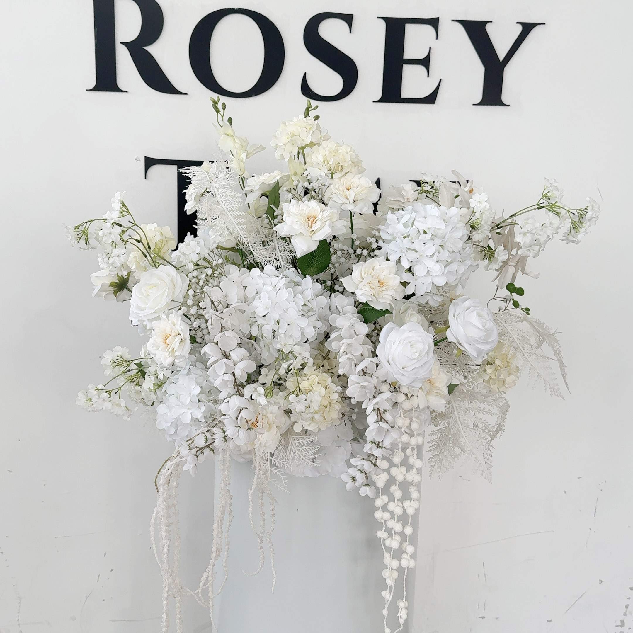 Roseytime Seraphae Floor Flower Wedding Aisle Arrangement #RTF013
